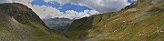 51 Vista panoramica sulla alta Val Camisana ricca di ben 139 massi incisi